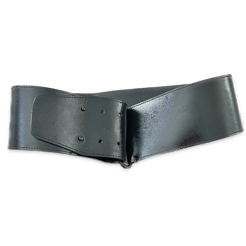 Club Monaco Black Patent Leather Adjustable Waist Belt, Designer Accessory